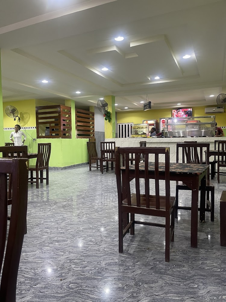 Favour Restaurant photo 4